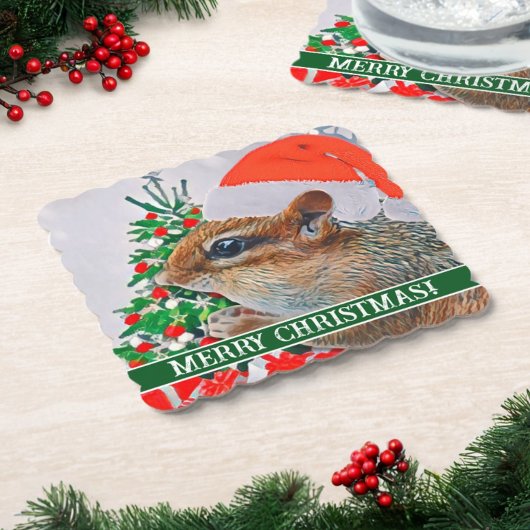 Dessous-de-verre En Papier Chipmunk avec Casquette de Noël devant l'arbre