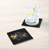 Dessous-de-verre En Papier Colibri noir et or (En situation)