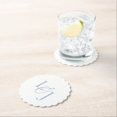 Dessous-de-verre En Papier Couple bleu Dusty Initiales Monogramme Mariage (En situation)