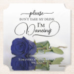 Dessous-de-verre En Papier Elégant Rose bleu marine ne prenez pas mon Mariage<br><div class="desc">Ce dessous de verre mariage est élégant, élégant et amusant ! Il est orné d'une photo d'un seul rose bleu marine foncé à longue tige, allongé sur son côté, réfléchi dans un bassin d'eau. Le texte dit : "S'il vous plaît ne prenez pas mon verre, je danse" écrit dans des...</div>