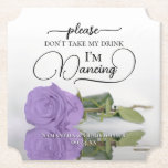 Dessous-de-verre En Papier Élégant Rose de lavande ne prenez pas mon Mariage<br><div class="desc">Ce dessous de verre mariage est élégant, élégant et amusant ! Il présente une photo d'un seul rose à long tige de couleur violet clair ou lavande allongé sur son côté, miroir dans un bassin d'eau. Le texte dit : "S'il vous plaît ne prenez pas mon verre, je danse" écrit...</div>