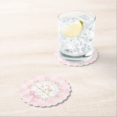 Dessous-de-verre En Papier Fête de Bébé Silly Goose Ruban à Carreaux Roses (En situation)