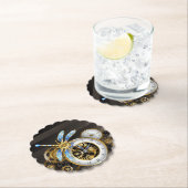 Dessous-de-verre En Papier Horloge à vapeur avec libellule mécanique (En situation)