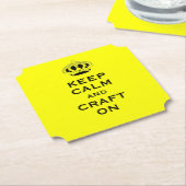 Dessous-de-verre En Papier Personnalisé Jaune Conserver le calme (votre mot) (Incliné)