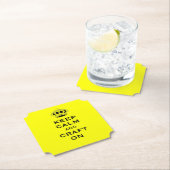 Dessous-de-verre En Papier Personnalisé Jaune Conserver le calme (votre mot) (En situation)