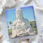 Dessous-de-verre En Pierre Bouddha Tropical Hawaii Photo Bold Antique Pacifiq<br><div class="desc">Surplombant l'océan Pacifique à Hawaï, ce Bouddha respire la paix et la solitude. Épousez et embrassez votre sérénité intérieure chaque fois que vous utilisez ce dessous de verre en pierre photo unique avec votre boisson préférée. Fait un grand cadeau de ménage! Vous pouvez facilement personnaliser ce dessous de verre en...</div>