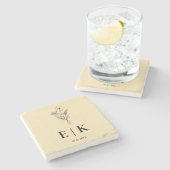 Dessous-de-verre En Pierre Butter Yellow Wildflower Monogram Wedding (Côté)