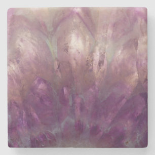 Dessous-de-verre En Pierre Gros plan d'une améthyste violette