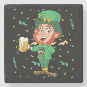 Dessous-de-verre En Pierre Lutin buvant de la bière jour de la Saint-Patrick