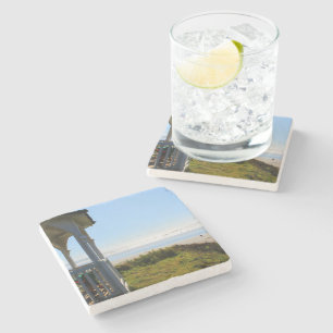 Dessous-de-verre En Pierre Mer, plage de sable, espaces verts et arbre près d