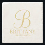 Dessous-de-verre En Pierre Monogramme personnalisé moderne et nom Bridesmaid<br><div class="desc">Cadeaux Bridesmaid personnalisées modernes avec monogramme personnalisé en or style de police script moderne avec nom et titre de bridesmaid en or style de police serif classique. Parfait aussi pour femme de ménage d'honneur, mère de la mariée et plus. Remarque : Les détails du papier sont simulés dans l'illustration. Il...</div>