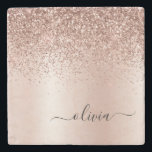 Dessous-de-verre En Pierre Rose Rose Or brossé Métal Nom du monogramme<br><div class="desc">Or rose - Faux Roses Fluides Parties scintillant Étincelle Métallique Brossée Monogramme Métal Nom Carrelage en pierre. Cela rend la remise de diplômes parfaite,  doux 16 ans,  mariage,  douche nuptiale,  anniversaire,  baby shower ou cadeau de fête de bachelorette pour quelqu'un qui aime le luxe glam et les styles chic.</div>