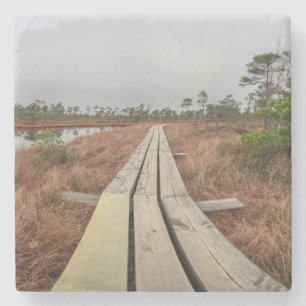 Dessous-de-verre En Pierre Sentier de randonnée dans le marécage
