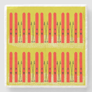 Dessous-de-verre En Pierre Skis rouges sur dessous de verre en pierre jaune