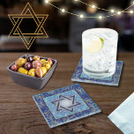 Dessous-de-verre En Verre Fêtes juives Événements Star de David Blue Gold<br><div class="desc">Fêtes juives Événements Star of David Blue, Navy, Gold Cocktail Dessous de verre en verre Un dessous de verre en verre design avec l'étoile de David au centre avec des touches d'or. Une frontière de riche figuiers entoure l'Etoile de David. Parfait pour toute célébration juive ou fête juive ou simplement...</div>