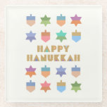Dessous-de-verre En Verre Joyeux Hanoukka Dreidels and Stars<br><div class="desc">Un design Hanoukka amusant et festif avec des rêves et des étoiles colorés. Un design Hanoukka moderne et non traditionnel et un motif avec des dreidels stylisés et des formes géométriques Star of David.</div>