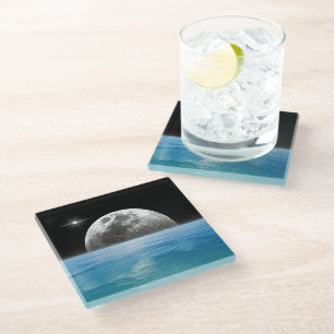 Dessous-de-verre En Verre Lune au-dessus de l'océan