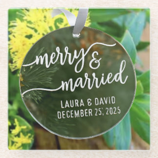 Dessous-de-verre En Verre Ornement de Noël élégant “Merry & Married”