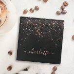 Dessous-de-verre En Verre Rose Parties scintillant Or Élégant Script glamour<br><div class="desc">Créez votre propre dessous de verre en verre brillant en or noir et rose personnalisé avec votre nom de script manuscrit moderne personnalisé.</div>
