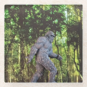 Dessous-de-verre En Verre Sasquatch (Bigfoot) dans la nature