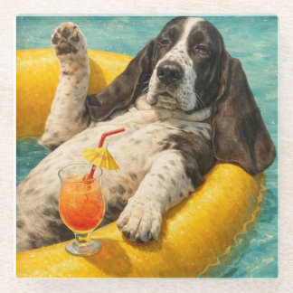 Dessous-de-verre En Verre Yogi the Basset Hound Chilling at the Pool