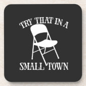 Dessous-de-verre Essayez cela dans une chaise pliante de petite vil (Devant)