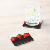 Dessous-de-verre Fraises sur blanc sur noir côtercn Beverag (Côté Droit)