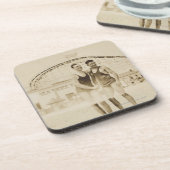 Dessous-de-verre Hommes se tenant sur la plage (Côté gauche)