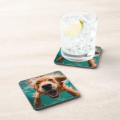 Dessous-de-verre Joyeux Golden Retriever nager sous l'eau (Côté Droit)