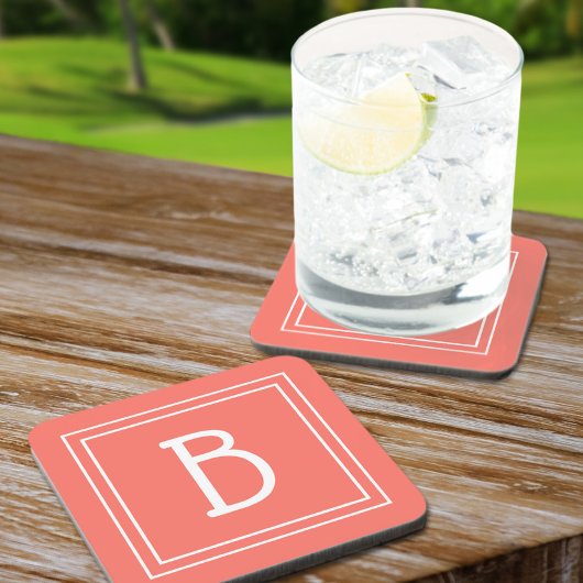 Dessous-de-verre Monogramme moderne Modèle initial Corail simple