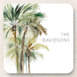 Dessous-de-verre Palmiers tropicaux Plage moderne<br><div class="desc">Ce design dessous de verre est composé d'un ensemble de beaux palmiers tropicaux vert verdoyant et marron,  posés sur un arrière - plan blanc simple et propre. Idéal pour un amoureux de la plage ou une maison de plage. Personnalisez-le avec votre nom de famille. Créé par Simply Farmhouse Press.</div>