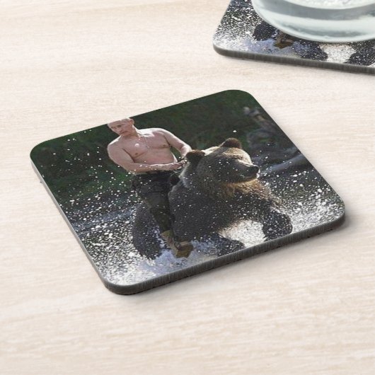 Dessous-de-verre Poutine monte un ours ! (Côté gauche)