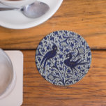 Dessous-de-verre Rond En Papier Cadeaux d'Amour vintage à l'italienne pour couple<br><div class="desc">Image d'une plaque en majolica vintage d'Italie décorée dans le célèbre style floral de grenade en bleu,  blanc et or datant de l'époque de la Renaissance. Un mariage parfait,  anniversaire,  anniversaire,  cadeau de la Saint Valentin.</div>