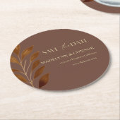 Dessous-de-verre Rond En Papier Café Brown Gold Leaf Wedding Enregistrer la date (Incliné)