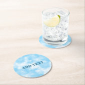 Dessous-de-verre Rond En Papier Ciel bleu et art Cloud personnalisés (En situation)
