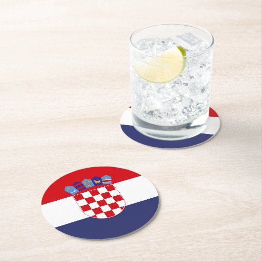 Dessous-de-verre Rond En Papier Drapeau de Croatie (En situation)