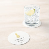 Dessous-de-verre Rond En Papier Élégant Mariage d'ananas en or (En situation)