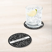Dessous-de-verre Rond En Papier "Joyeux 70e anniversaire" Noir/Blanc Motif numériq (En situation)