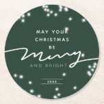 Dessous-de-verre Rond En Papier Joyeux étincelles et Noël brillant<br><div class="desc">Joyeux et lumineux ! Ce design épuré et moderne comprend du texte et du script blanc sur un arrière - plan de couleur foncé.</div>