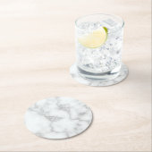 Dessous-de-verre Rond En Papier Marbre blanc Faux (En situation)