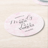 Dessous-de-verre Rond En Papier Mariage Abstrait Rose Script Noir (Incliné)