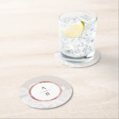 Dessous-de-verre Rond En Papier Monogramme de mariage botanique vintage or rose de (En situation)