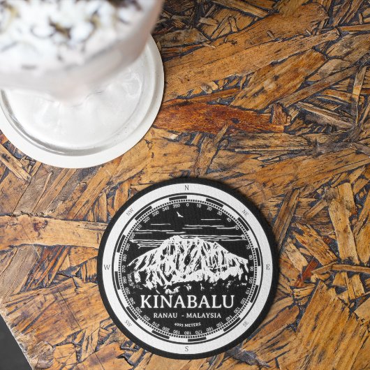 Dessous-de-verre Rond En Papier Mont Kinabalu - Ranau Malaisie Sabah Illustration