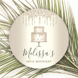 Dessous-de-verre Rond En Papier Parties scintillant de gâteau en or de fête goutte<br><div class="desc">Détendez-vous avec votre boisson préférée et protégez vos meubles avec ces dessous de verre en papier de marque simples, modernes, girly et élégants. Un gâteau 2 couches de champagne, chic, glitterie, typographie de scénario élégante et gouttes de parties scintillant surplombent un arrière - plan à l'ombre d'or de champagne métallique....</div>