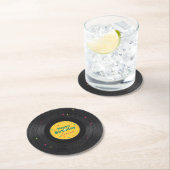 Dessous-de-verre Rond En Papier Personalized Happy Birthday Vinyl Record  (En situation)