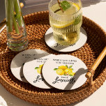 Dessous-de-verre Rond En Papier Script de brosse moderne Aquarelle Lemons Limoncel<br><div class="desc">Brosse moderne Script Aquarelle Lemons Quand La Vie Vous Donne Citrons Fabriquer Limoncello Dessous de verre en papier</div>