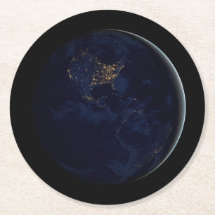 Dessous-de-verre Rond En Papier Terre Pleine La Nuit Avec Les Lumières De La Ville