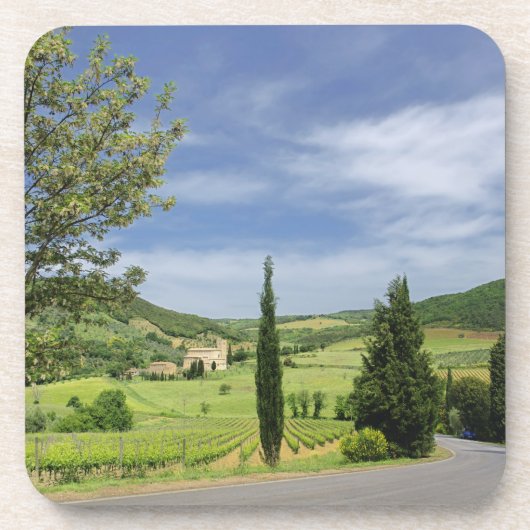 Dessous-de-verre Route de campagne entre cyprès et (Devant)