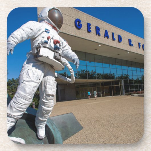 Dessous-de-verre Sculpture d'homme dans l'espace (Devant)