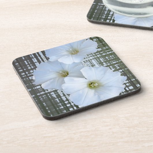 Dessous-de-verre trois fleurs blanches (Côté gauche)